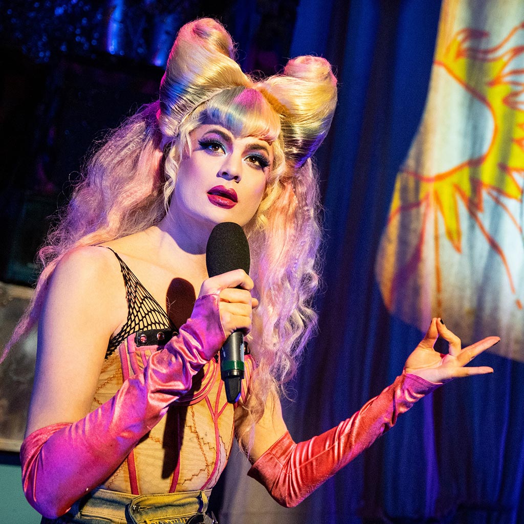Sawyer Smith "Hedwig"